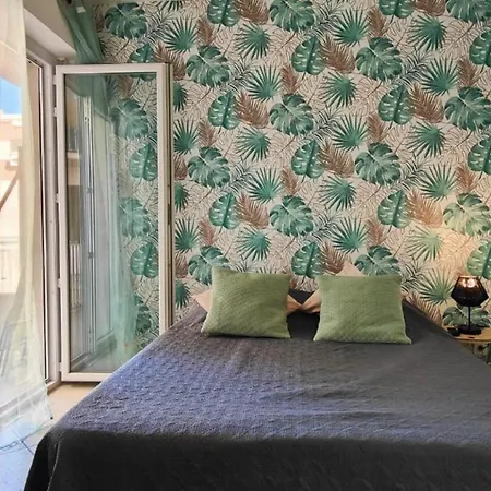 Appartement Pour 2 Personnes Dans Un Cosy Saint-Raphaël